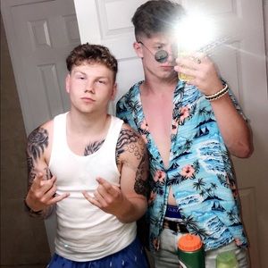 Meet your Posher, Blake